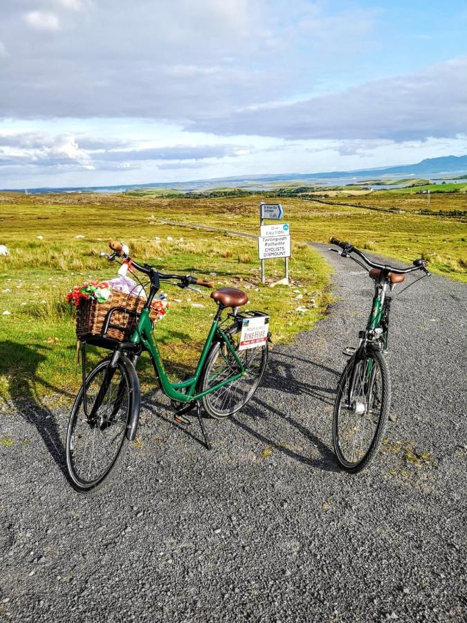 Nellys Bed And Bikes Hotel Westport Exterior foto