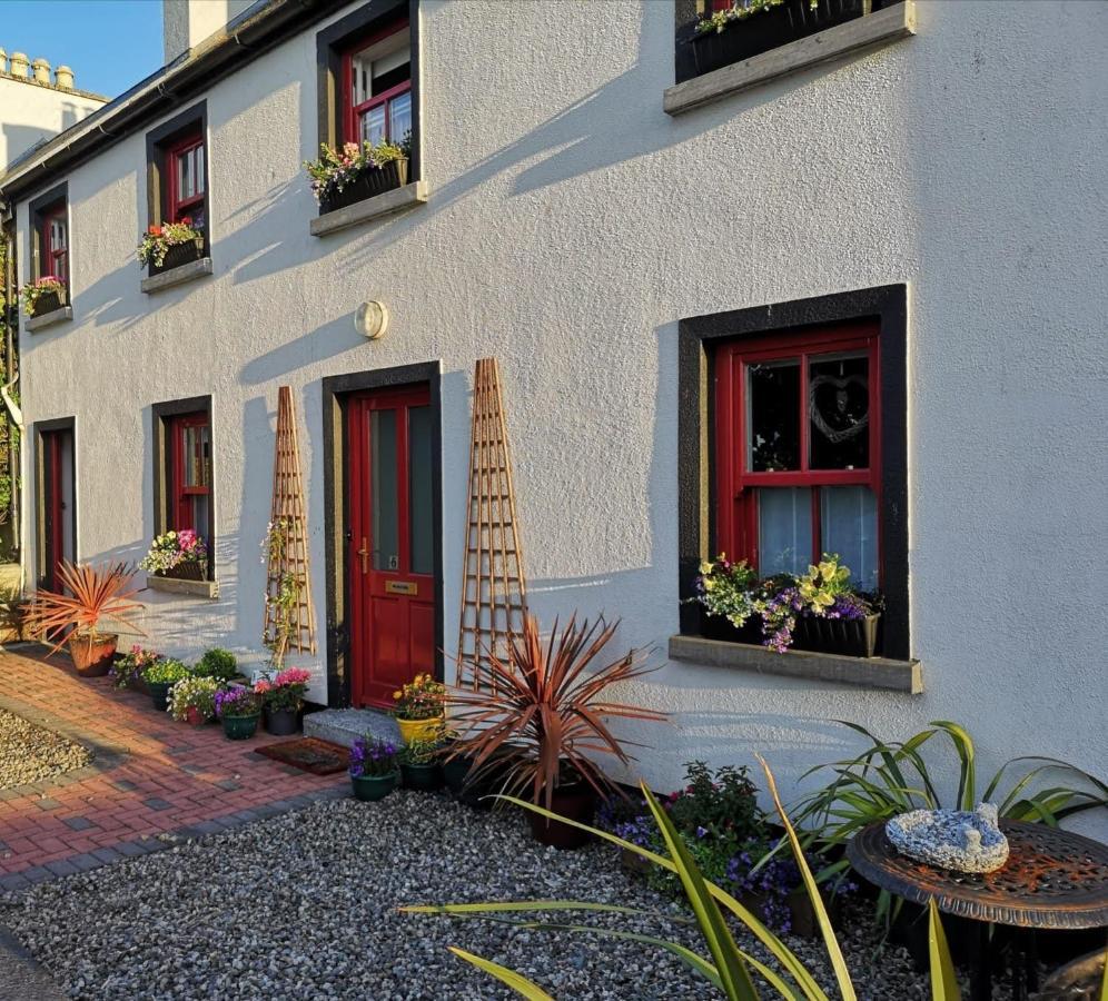 Nellys Bed And Bikes Hotel Westport Exterior foto